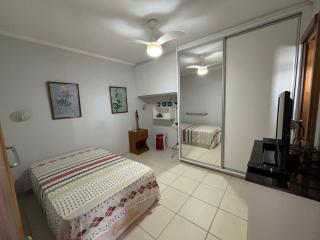 2002 - FLAT para temporada em Goiania-proximo ao Parque Areião - 2