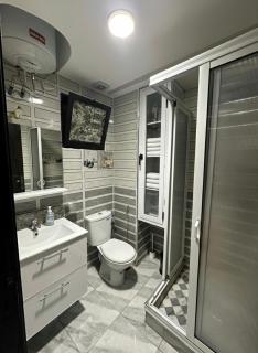 2Bedroom Apartment in Marrakech Near medina & Gueliz, with Pool & Gym - 4