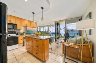 Kihei Surfside 306 · KSS 306 Updated BeachFront 1BD w Ocean View - 8