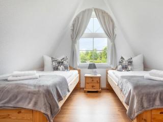 Holiday home in Zingst with swimming pool - 3