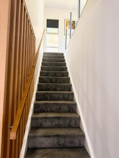 Cosy Luxe --Modern 3 bedroom home in Johnsonville - 8