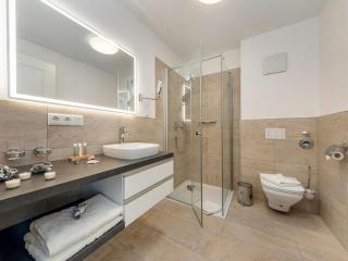 Whispering waves - 9