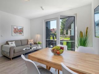 Whispering waves - 4