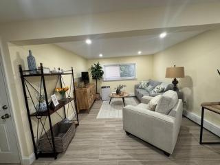 Private entrance Serene Cozy 1 Bedroom apt - Shirley - 0