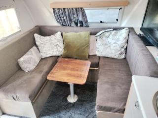 Redwood Valley B and B Caravan Retreat - 7