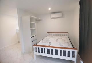 The Tiny Retreat With Private Entrance - 4