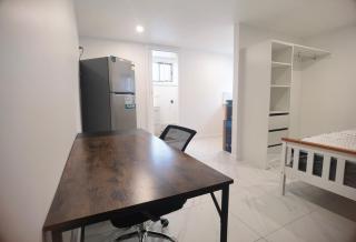 The Tiny Retreat With Private Entrance - 3