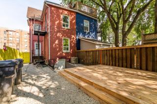 King West - Homestay - Main Floor - Private Room, Share Bathroom - 6