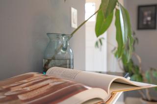 Queen Anne Gem - Views of Space Needle & Lake - 9