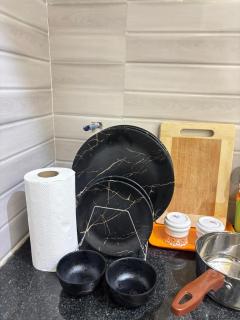 Relaxing 1bhk near metro - 1