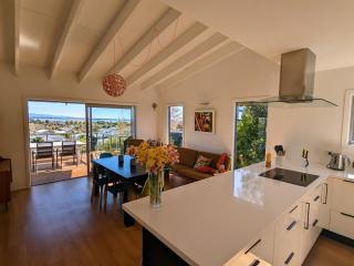 Richmond Views - Holiday Home - 0