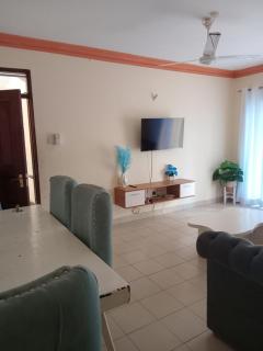 Mtwapa Luxurious with Pool 102 - 8