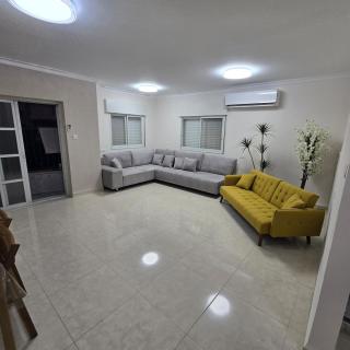 Luxury Villa in Kiryat Ata Near Haifa - 0