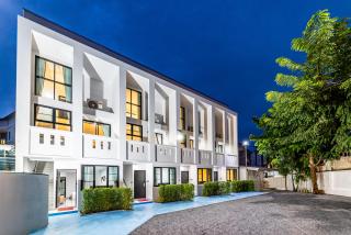 Phuket Leisure Time Hotel - 4