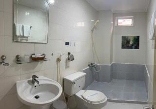 Spotlight Global Hotel - 4