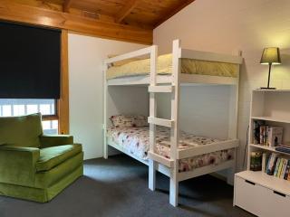 High Country Lodge - 1