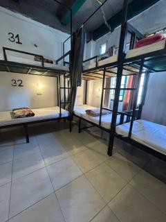 The Drift House Hostel - 1