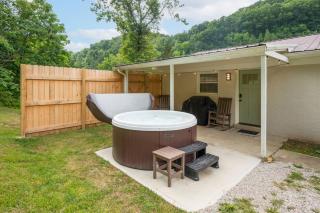 WiFi Hot Tub 50 Shades of Slade - RRG - 6