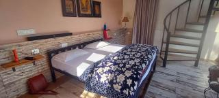 Nomadsland by Cottage Club Inn - 1