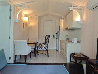 Grand Florida芭提雅带免费游泳池温泉和健身房和办公区水上花园公寓E208 - 5