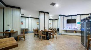 Borrman Hotel Xinxiang Muye Avenue - 8