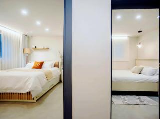 #11월 할인#홍대ㆍ공항철도 #올리모델링#홍대입구역 도보9분#연트럴파크3분#무료짐보관# 6인#호텔침구#무료와이파이#세탁건조기#교통최고#넷플릭스 - Séoul - 7