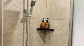 IU Hotels· Wuhan Jianghan Road Metro Station - 1