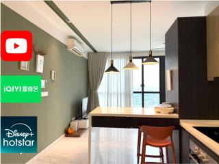 Red Sunset Studio Sky 88 JB Town Disney Hotstar - 0