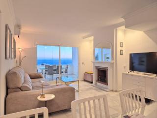 Duplex Penthouse 2 Living Rooms 3 Double Bedroom 4 Beds 4 Terraces Outstanding Sea & Mountain views - 8