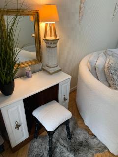 Квартира з балконом в центрі на Утьосова - 6