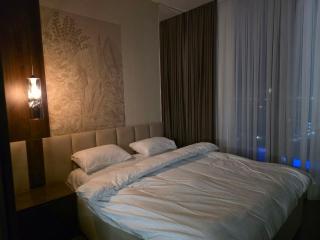 Modern Studio with Stunning City View on 29 floor of NestOne - 9