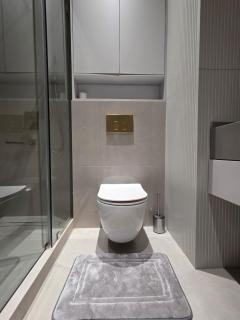 Modern Studio with Stunning City View on 29 floor of NestOne - 1