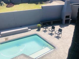 2 Seasons Guesthouse East London - 8