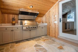 RMR: Sublette Ridge Ski Lodge in Teton Village - 1
