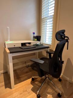 Spacious Flat in Parsons Green - 2