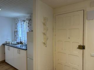 Casa con parra de uva y paz - 8