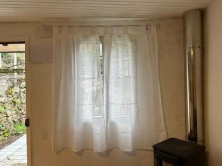 Casa con parra de uva y paz - 6