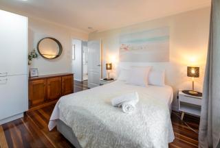 Pet friendly beachfront home- sleeps 8 - 7