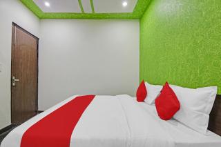 OYO 81258 AJ Guest House - 0