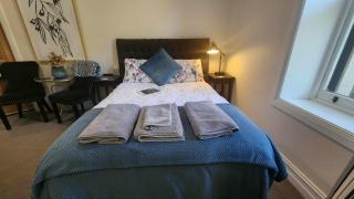 Magpie and Stump Hotel 'Nest Accommodation' - 1