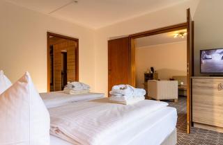 AMBER HOTEL Bavaria Superior - 4