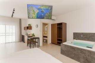 פסגת הגליל - סוויטות מדהימות לזוגות במושב מנות - 9