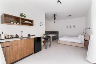 פסגת הגליל - סוויטות מדהימות לזוגות במושב מנות - 5