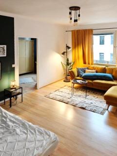 Metro-station to opera 1 min away - 7