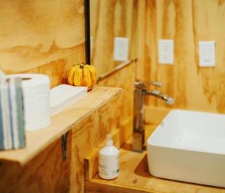 Fantastic Safari Tent Rental Ideal for Glamping in Missouri - 1