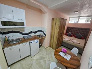 Apartments Bulatović - 6