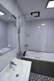 We House River View Hotel And Travel - 4