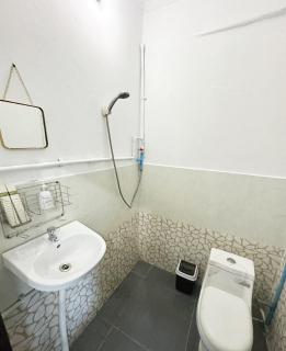 Sam's Guesthouse M'Pai Bay - 1