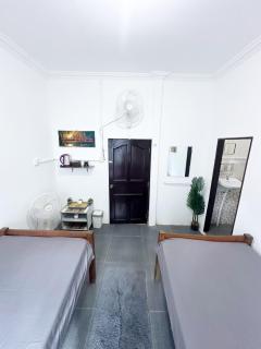 Sam's Guesthouse M'Pai Bay - 2