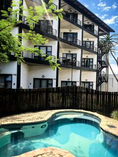 Stylish Modern Apartment in the heart of Maboneng, Free Wifi and Netflix - 0